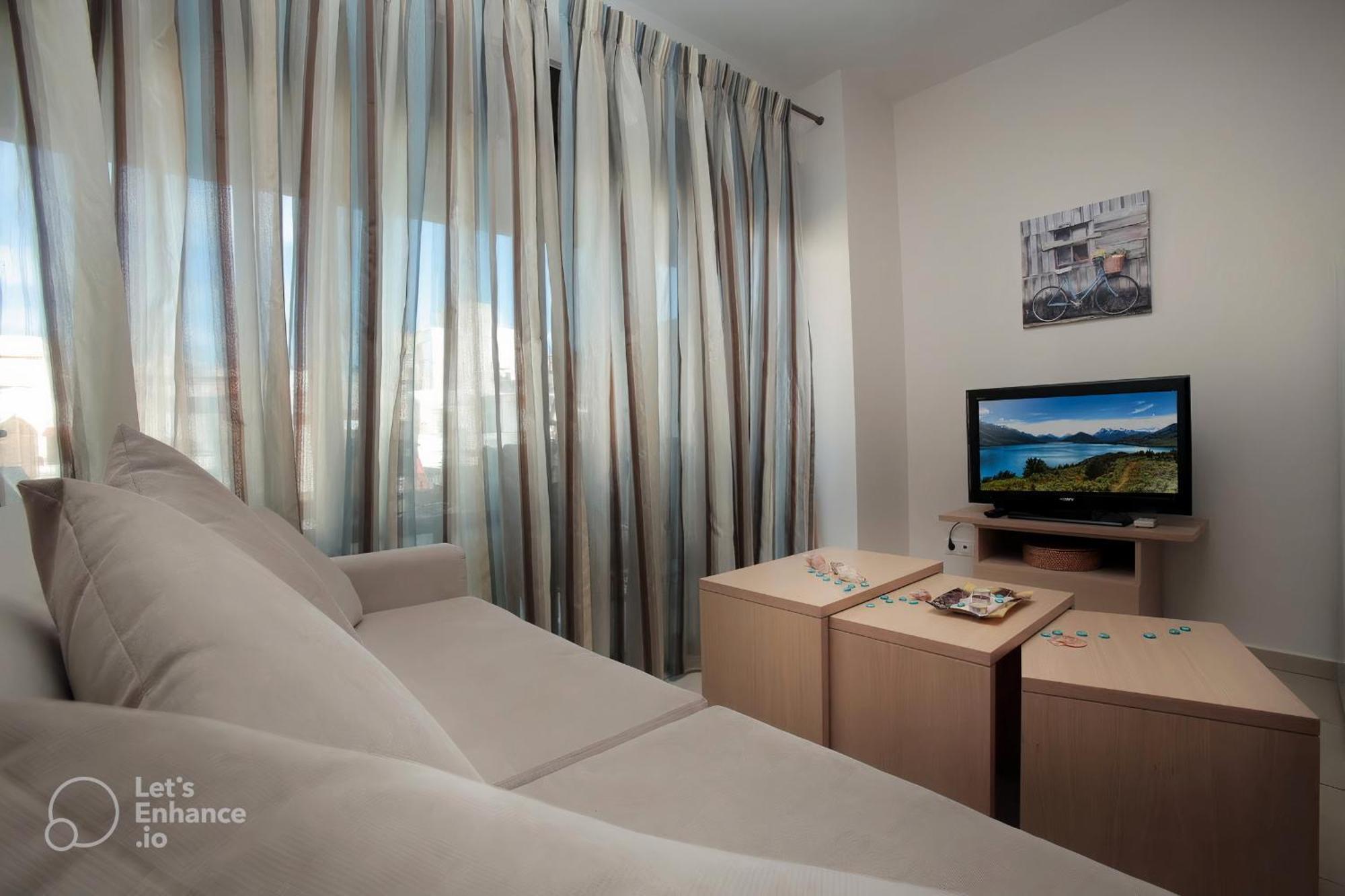 Onyx City Center Apartment With Parking Ираклио Екстериор снимка