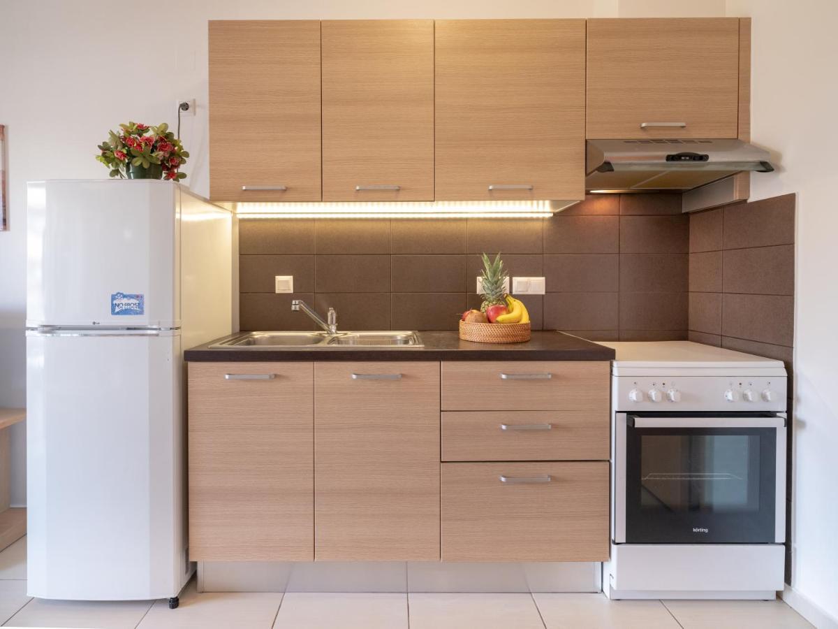 Onyx City Center Apartment With Parking Ираклио Екстериор снимка